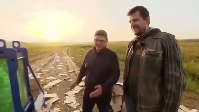 Бронестекло 400 мм против РПГ-7. 16" bulletproof glass vs RPG-7🔞 смотреть онлайн