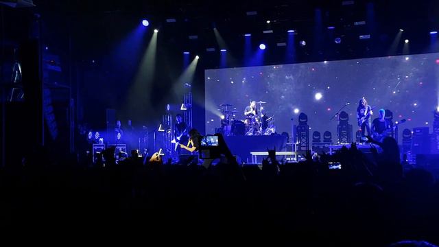 Louna - Полюса (live in A2, СПб, 25.05.2019) смотреть онлайн