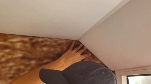 Монтаж баннеров внутри помещения. Большие баннеры без люверсов