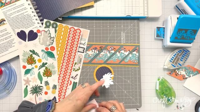 Friday Night Scrapbooking // Let's Build Borders for your Scrapbook Pages // New Techniques смотреть онлайн