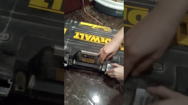 Ремонт с DeWalt смотреть онлайн