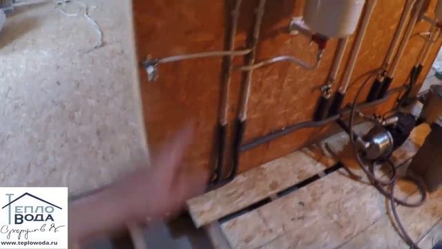 В одном доме две системы отопления. Такое иногда нужно. смотреть онлайн