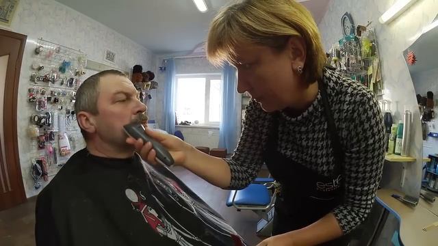 Как подстричь усы смотреть онлайн