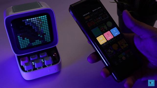 Divoom Ditoo - Pixel Art Bluetooth Speaker Review смотреть онлайн