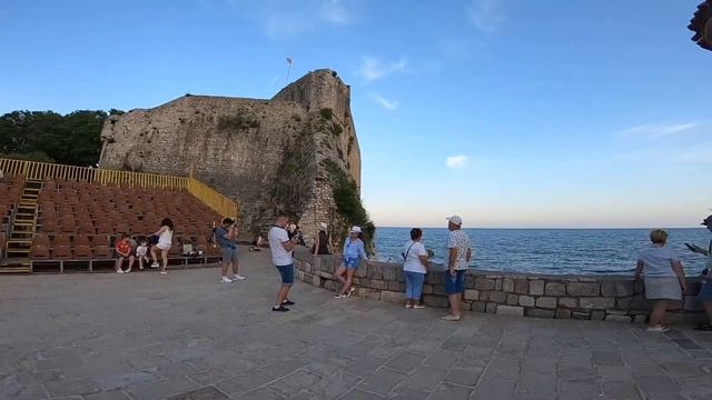 VLOG: Старый город Будва, Sitniki в Будве #montenegro #budva #старыйгородбудва #sitniki #черногория смотреть онлайн