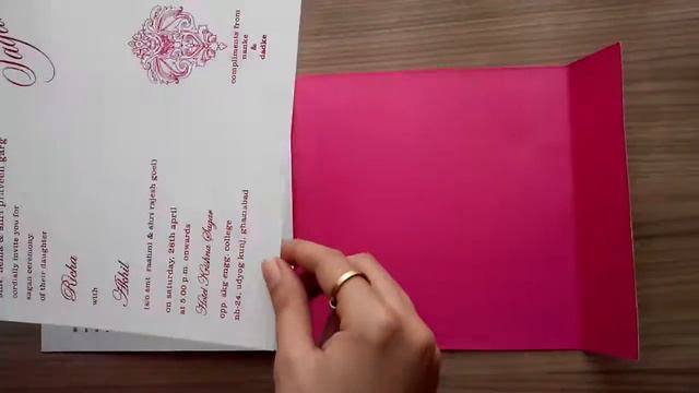 Indian Wedding Card In Magenta (Fuchsia) & Golden смотреть онлайн