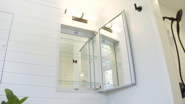 SMALL MASTER BATHROOM REMODEL | Hidden Wall Storage, White Master Bathroom Ideas, Shower Tile Wall! смотреть онлайн