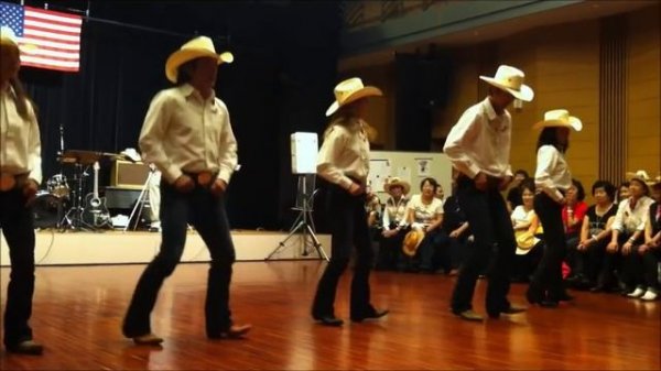 Country Line Dance "Harley" - HEART OF TEXAS-