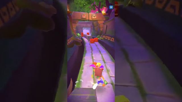 Оксидная Нина Кортекс и её Шайка. Танец Элоры и Охотника из Спайро. Crash On the run! смотреть онлайн