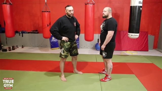 Чего НЕЛЬЗЯ делать в уличной ДРАКЕ! Это нужно знать всем смотреть онлайн