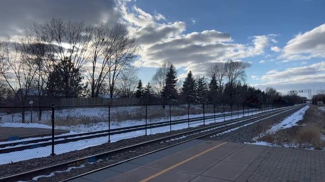 Friday Night BNSF and Commuter Rail Railfanning (3-22-2024) смотреть онлайн