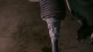 Замена пыльника рулевой рейке и установка рулевых наконечников на TOYOTA Hilux Surf KZN185/1KZ-TE