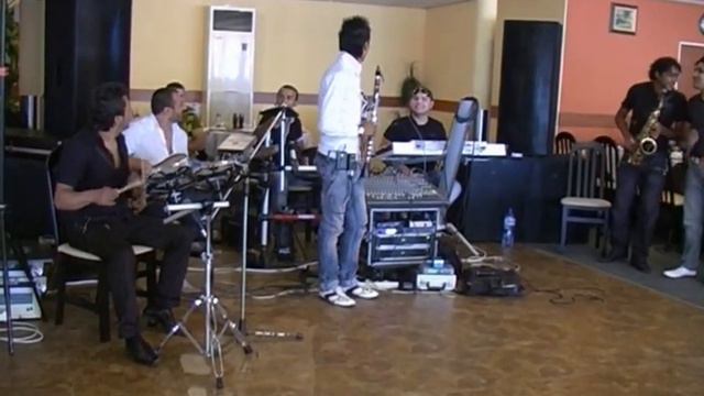 ANGEL MALAKOV I CHEKO BG NAI DOBRA PERKUSIA смотреть онлайн