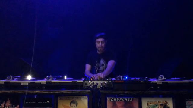 4 Turntable Drum & Bass Mix || Rekordbox DJ DVS || DJM750mk2 смотреть онлайн