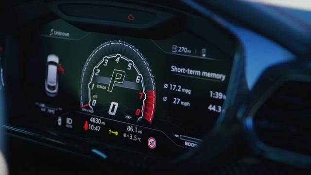 Lamborghini Urus compared to Audi SQ8 by owner. смотреть онлайн