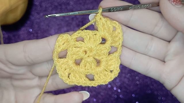 Вязание крючком. Бабушкин квадрат. Очень просто и легко.Crocheting. Grandma's Square.