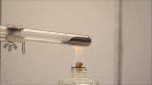 Получение кислорода разложением марганцовки/Getting oxygen decomposition of potassium permanganate