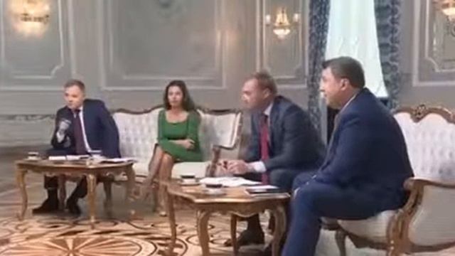 Александр Лукашенко об изменении конституции и досрочных выборах до 2022 года смотреть онлайн