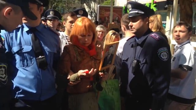 Видео НикВести_ Потасовки 9 мая на Соборной смотреть онлайн