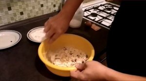 Сырники с творогом и изюмом на сковороде! Рецепт пышных сырников! Вкусный и сытный завтрак.