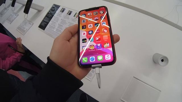 Покупка Apple iPhone 11 в Мвидео по АКЦИИ | Еще вернёмся! смотреть онлайн