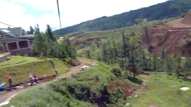 Zip Zone Zipline Dahilayan Short Ride with Dr. Astrid Groel of German Doctors смотреть онлайн