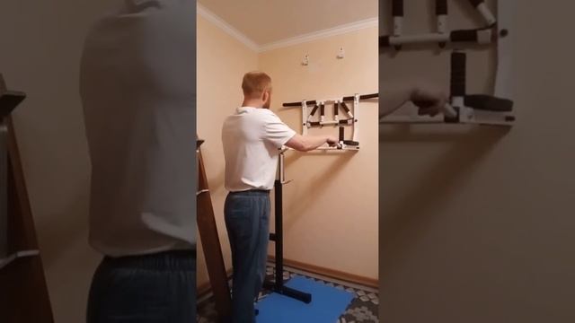 Отжимания на брусьях на домашнем снаряде 3 в 1 смотреть онлайн
