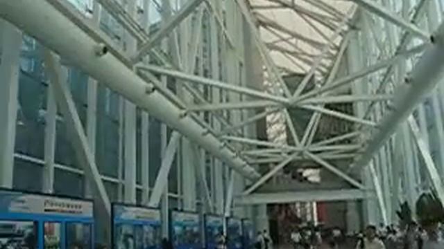 Guangzhou Baiyun Airport смотреть онлайн