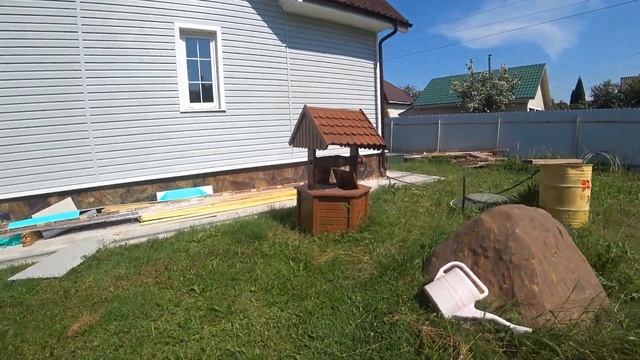 На даче/ Потери на клумбах от жары/Контейнер для мусора/26 июня смотреть онлайн