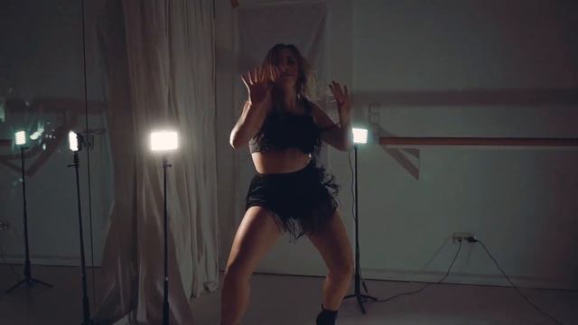 HEELS DANCEVIDEO- LA ULTIMA LLAMADA смотреть онлайн