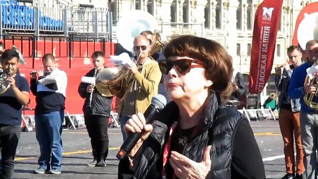Mireille Mathieu, Red Square, rehearsal (01.09.2019) part 2 смотреть онлайн