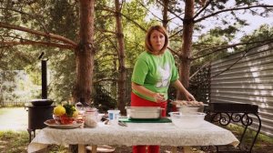 Как приготовить Люля кебаб. Кулинарный рецепт: Люля кебаб из курицы на мангале и два соуса к мясу.