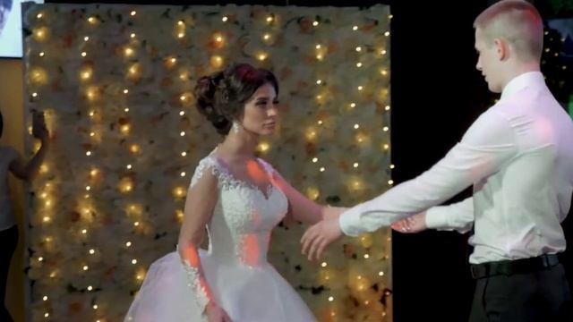 Мой нежный ласковый зверь. Нежный свадебный вальс наших молодоженов смотреть онлайн