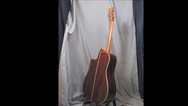 Guitar Spotlight: Golden Eagle Dreadnought from Timeless Instruments смотреть онлайн
