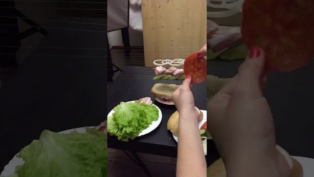 Как фотографировать летающий бургер. Как снимать классные фото. обучение смотреть онлайн