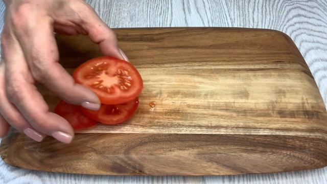Раньше эту закуску из помидоров готовили все? #закуска #быстрыерецепты #закускаизпомидоров смотреть онлайн