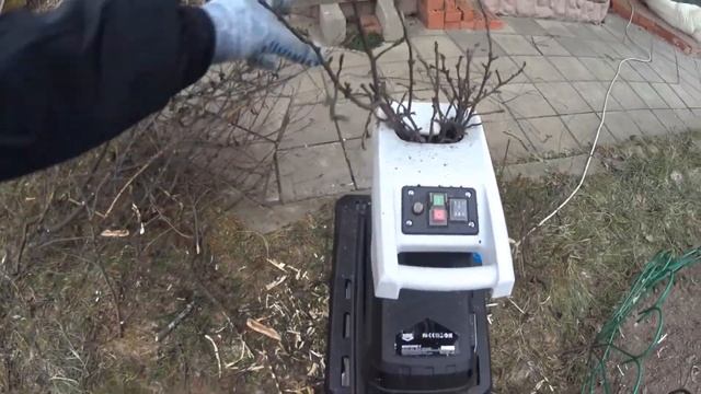 Тест садового измельчителя MAC Allister MSHP2800D-2 смотреть онлайн