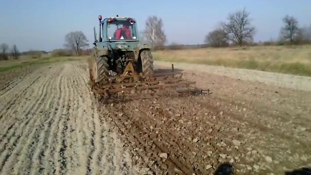 МТЗ 80 + культиватор саморобний смотреть онлайн
