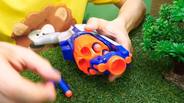 АЛЕТТ в Ловушке Ромео! Той Мастер и Герои в Масках видео с игрушками! Игры битвы для мальчиков смотреть онлайн