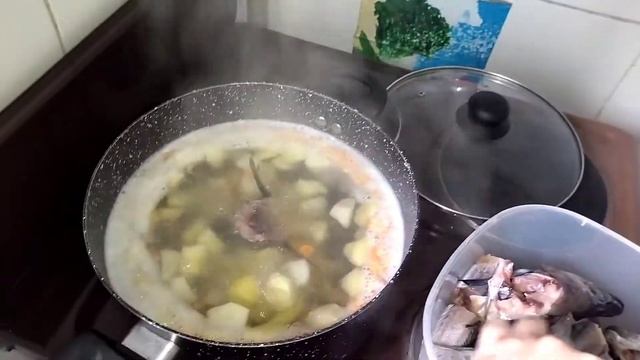 Готовим уху из свежей рыбы смотреть онлайн