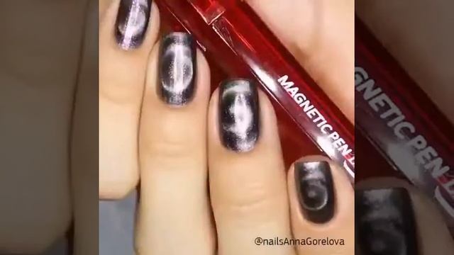 Ещё одно исполнение магнитного маникюра By @nailsannagorelova