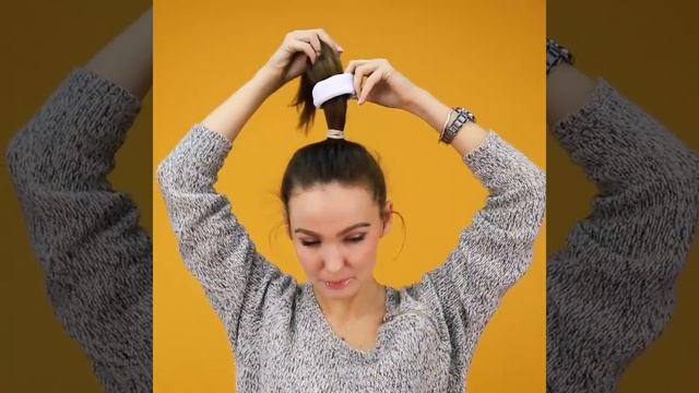 Прическа - Гулька на Голове! Своими Руками за 1 Минуту! смотреть онлайн