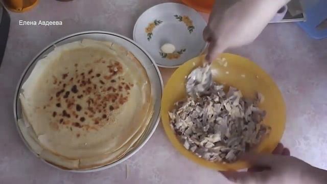 Начинка для БЛИНОВ из курицы, сыра, чеснока смотреть онлайн