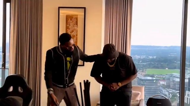 Baba Harare vachipedzera Dbanj and Maphorisa x Prophet Passion Java смотреть онлайн