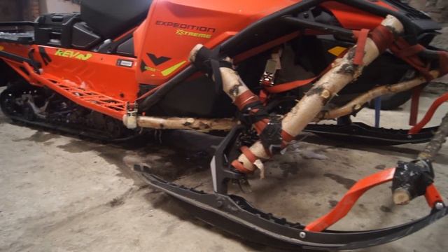 Снегоход Ski-Doo на деревянных рычагах!! смотреть онлайн
