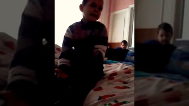 плющит не по детски