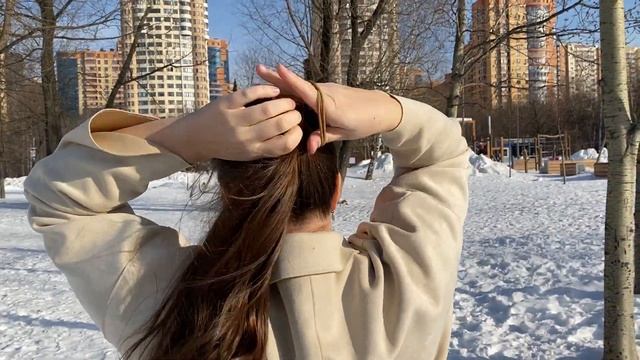 Резинки для волос 4 см / набор аксессуаров для волос / 24 штуки в прозрачной коробке для хранения смотреть онлайн
