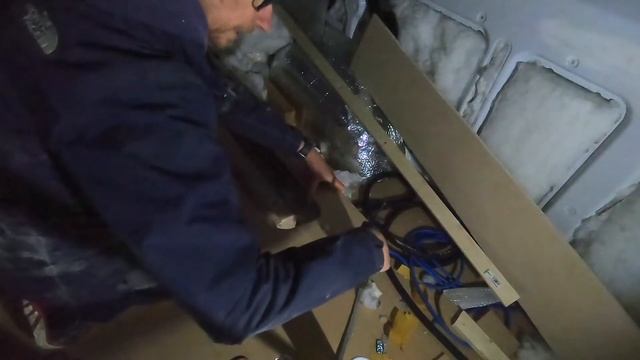 HOW TO BOX FRAME REAR WINDOW MERCEDES SPRINTER VW CRAFTER SELFBUILD CAMPERVAN UPCYCLING SCRAP WOOD! смотреть онлайн