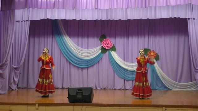 Образцовый вокальный ансамбль "Голоса" Казачья. Дуэт Ксения Герасимова и Дарья Рубцова смотреть онлайн