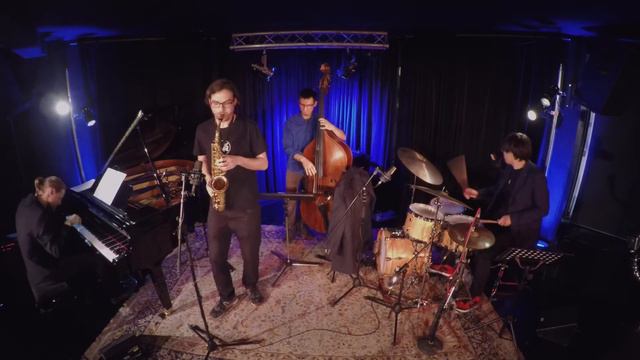 Unseen - Anton Mangold Quartett смотреть онлайн